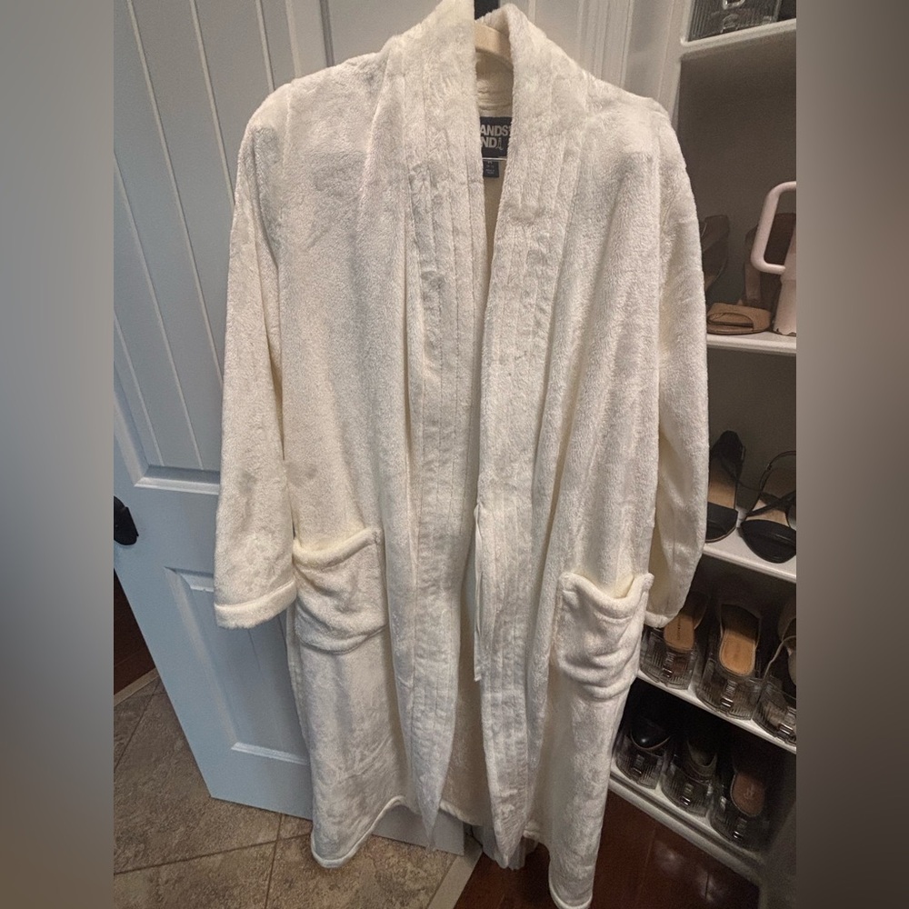 Women’s plush long robe